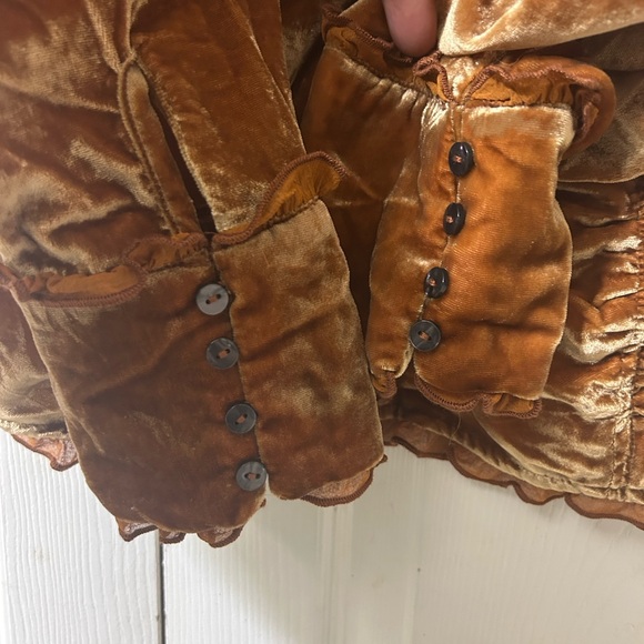 Free people Amber Velvet Button Down Top(Size Medium) - Picture 6 of 9